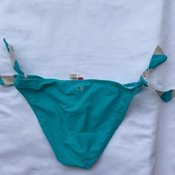 Take 50% OFF- Op Swimwear Bottom, Size-M(7M) - Picture 4 of 4